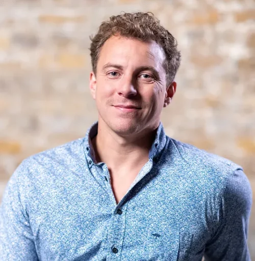 Arthur Williams hire ex Royal Marine Aviation expert Paralympic cyclist TV presenter motivational speaker at Great Sports Speakers