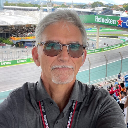 Damon Hill hire 1996 Formula 1 World Drivers Champion speaker book at agent Great Sports Speakers