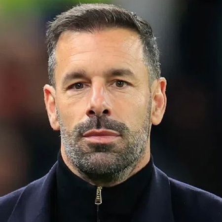 Ruud van Nistelrooy hire former footballer speaker book at agent Great Sports Speakers