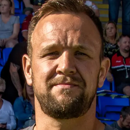 Danny Sculthorpe hire rugby player speaker book at agent Great Sports Speakers Danny Sculthorpe hire rugby player speaker book at agent Great Sports Speakers
